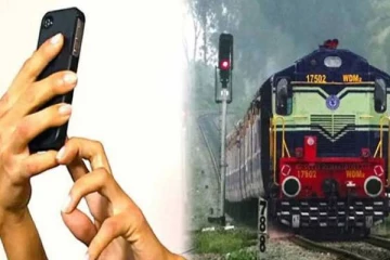 ரயில் தண்டவாளத்தில் நின்று செல்பி எடுக்க முயன்ற பாடசாலை மாணவிக்கு நேர்ந்த சோகம்!