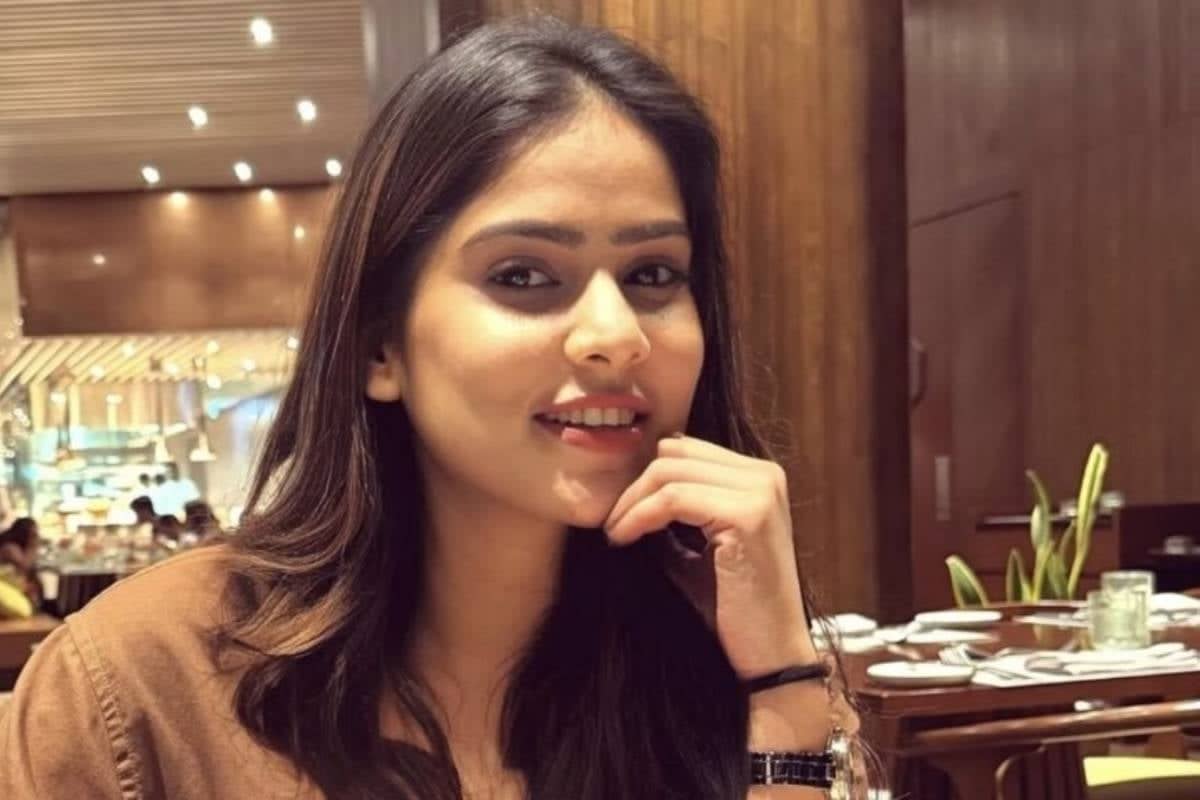 மேர்வின் விடயத்தில் சிக்கிய பிரபல நடிகை | Famous Actress In Struggle Sri Lanka
