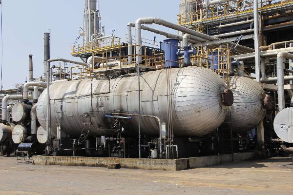 முக்கிய எண்ணெய் சுத்திகரிப்பு நிலையத்தில் தீ விபத்து | Fire At Sapugaskanda Oil Refinery