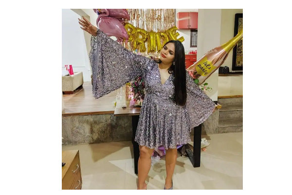 காமெடி நடிகை வித்யுலேகாவின் காதலர் யார் தெரியுமா? விரைவில் திருமணம்.... வைரலாகும் புகைப்படம் | Vidyullekha Raman Party Photos