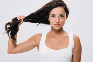 தலைமுடி நீண்டு வளர வேண்டுமா?  30 நாட்களுக்கு ஒரு முறை இதை கண்டிப்பாக செய்யுங்க போதும்