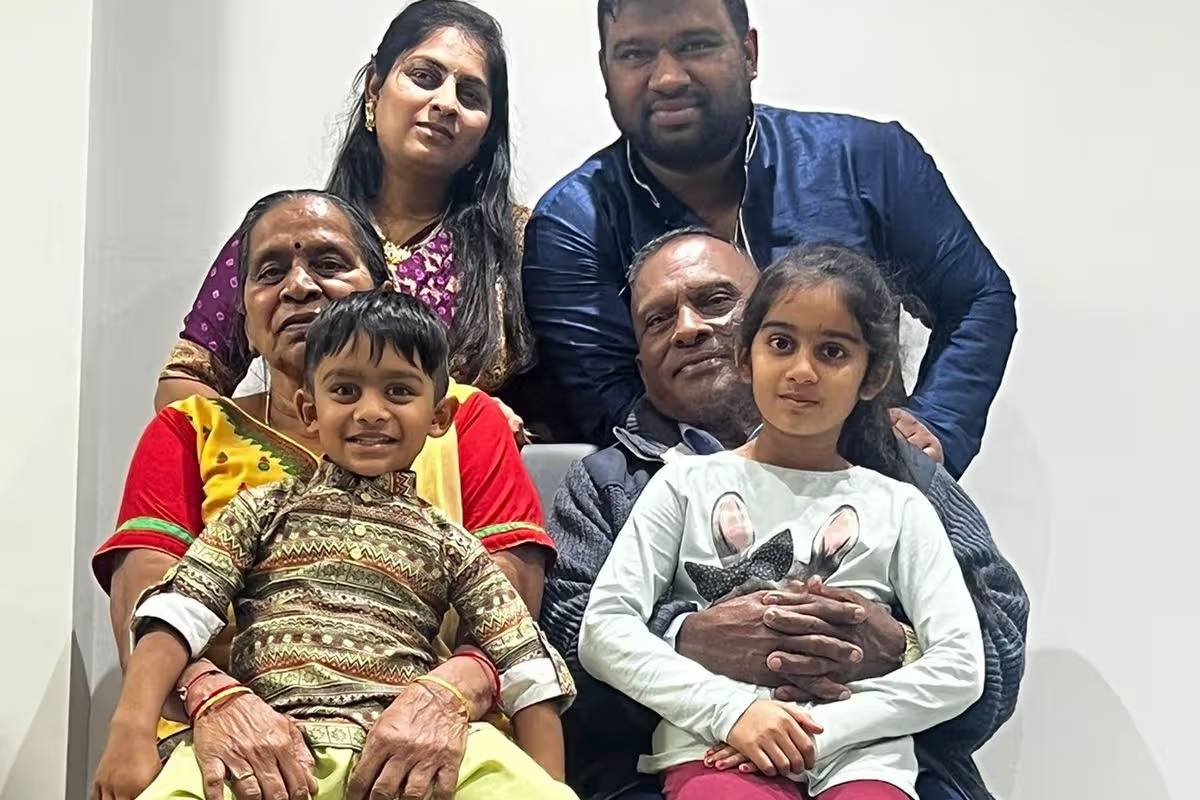 ஏர் இந்தியா விமான விபத்தில் கணவரை இழந்த இந்தியப் பெண்: பயத்தில் மகன் கூறும் விடயம் | Air India Victim Wife Says Son Beg Not Use Flight ஏர் இந்தியா விமான விபத்தில் கணவரை இழந்த இந்தியப் பெண்: பயத்தில் மகன் கூறும் விடயம் | Air India Victim Wife Says Son Beg Not Use Flight