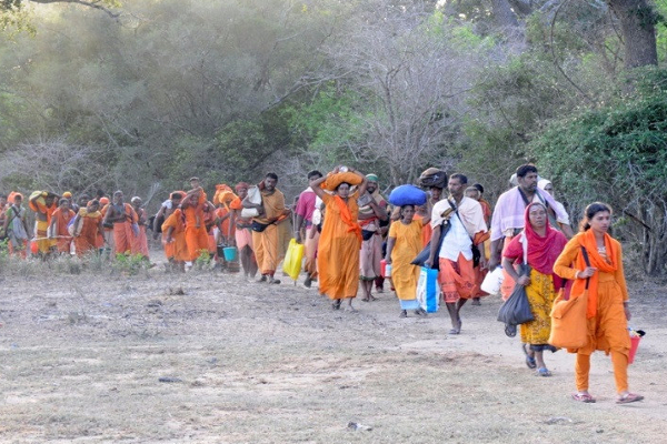 யாழிலிருந்து கதிர்காம பாத யாத்திரைக்கு தயாராகும் பக்தர்கள்! | Devotees Preparing Kadirgama Pilgrimage Jaffna