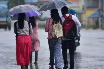 3 மணி நேரத்திற்கு 15 மாவட்டங்களில் வெளுக்க போகும் மழை - 4 மாவட்டங்களுக்கு ஆரஞ்சு அலெர்ட்