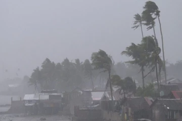 சீரற்ற காலநிலையினால் நுவரெலியா மாவட்டத்தில் 6 பேர் பலி