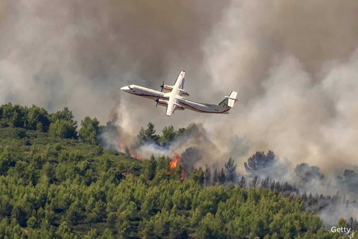 பிரான்ஸ் காட்டுத்தீ... சதிவேலையா? இருவர் கைது | 2 Arrested For France Fontainebleau Wild Fire பிரான்ஸ் காட்டுத்தீ... சதிவேலையா? இருவர் கைது | 2 Arrested For France Fontainebleau Wild Fire