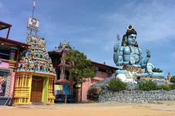 ஈழத்தின் வரலாற்றுச் சிறப்புமிக்க திருக்கோணேஸ்வர ஆலய காணியை ஆக்கிரமிக்க முயற்சி!