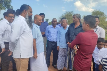 தடைகள் இன்றி விவசாயிகளின் பிரச்சினையை தீர்த்து வைப்பேன் : மகிந்த அமரவீர (Photos)