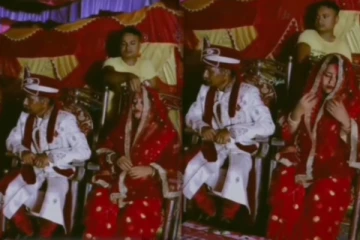 மணப்பெண்ணிற்கு பின்னே நின்ற இளைஞரின் மோசமான செயல்! மாப்பிள்ளையின் பரிதாபநிலையை நீங்களே பாருங்க