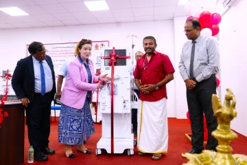 வடக்கு மாகாணத்திலுள்ள மருத்துவமனைகளுக்கு ஆறு குருதி சுத்திகரிப்பு இயந்திரங்கள் நன்கொடை