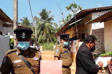 அயல்வீட்டவரை அடித்துகொன்ற நபர்; காரணத்தால் அதிர்ச்சி