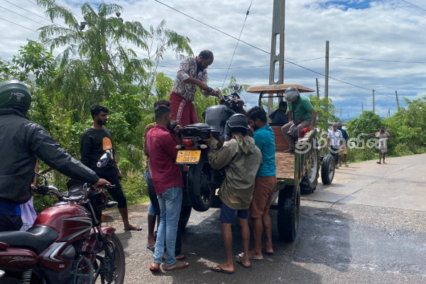 சீரற்ற காலநிலை! மட்டக்களப்பு மாவட்ட நிலவரம் | Bad Weather Sri Lanka Batticaloa Update