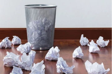 குப்பைய இந்த இடத்துல வைக்கின்றீர்களா; பணக்கஷ்டம் தான்!