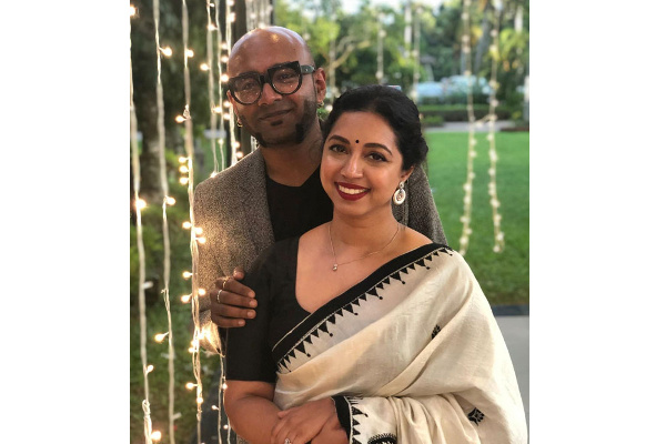 சூப்பர் சிங்கர் நடுவர் பென்னி தயாள் மனைவியை பார்த்துள்ளீர்களா.. இதோ அழகிய புகைப்படம் | Super Singer Benny Dayal With His Wife Catherine