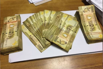 5000ரூபா போலி நாணய தாள்களுடன் ஒருவர் கைது