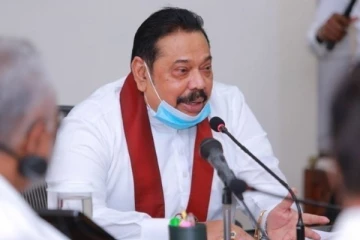 ஓய்வுபெற்ற தாதியர்களை மீண்டும் சேவையில் இணைத்துக்கொள்ளுமாறு பிரதமர் ஆலோசனை