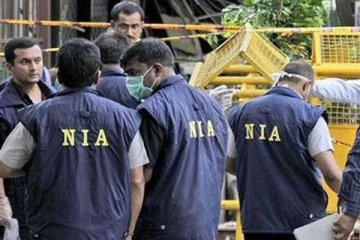 விடுதலை புலிகளுக்கு 42 கோடி மாற்ற முயற்சித்த பெண் விமான நிலையத்தில் அதிரடிக் கைது