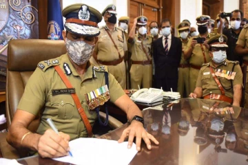 காவல்துறையின் கண்ணியம் குறையாமல் ஒவ்வொருவரும் செயல்பட வேண்டும்  -   போலீசாருக்கு டிஜிபி சைலேந்திரபாபு கடிதம்