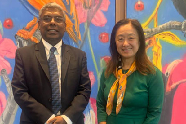 இலங்கைக்கான அமெரிக்க சந்தையின் புதிய கதவுகள் திறக்கப்படும்! வழங்கப்பட்ட உறுதிமொழி | Juliesung Opened The Door To The American Market இலங்கைக்கான அமெரிக்க சந்தையின் புதிய கதவுகள் திறக்கப்படும்! வழங்கப்பட்ட உறுதிமொழி | Juliesung Opened The Door To The American Market