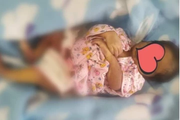 "පැයක් කලින් ගෙනාවනම් බේරගන්න තිබුනා" ඉන්ධන නොමැතිව දින දෙකක් වයසැති බිලිදා අවසන් ගමන් ගිය සංවේදි කතාව...(PHOTOS)