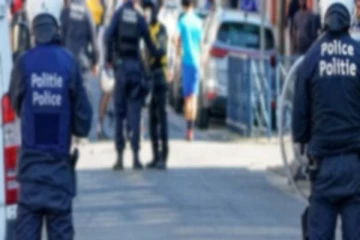 அவமானப்படுத்திய ஆசிரியரை 30 வருடம் கழித்து 101 முறை கத்தியால் குத்திய மாணவர்