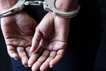 தமிழர் பகுதியில் ஐஸ்போதைப்பொருளுடன் இளைஞர் மற்றும் யுவதி கைது