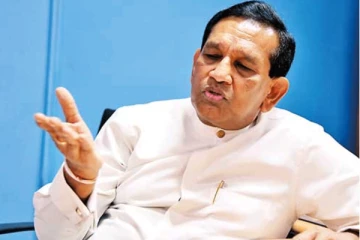 රාජිත යළි දේශපාලන කරලියට එයි..මීලගට ගහන්න හදන තුරුම්බුව මෙන්න..