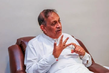 கோரிக்கைக்கு மதிப்பளிக்காத அரசாங்கம் பாடத்தை கற்க தயாராக வேண்டும் - முன்னாள் சபாநாயகர் கடும் எச்சரிக்கை