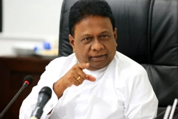 நான் ஒரு பெரிய பணக்காரன் அல்ல;   டலஸ் அழகப்பெரும