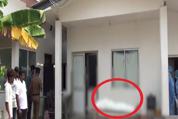 பிரேத அறையில் இடமில்லை : தள்ளுவண்டிலில் ஓரமாக வைக்கப்பட்டுள்ள சடலங்கள் | Bodies Placed On Ice Tangalle Hospital Morgue