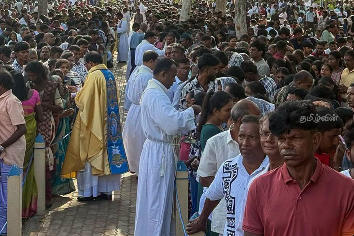பலத்த பாதுகாப்புடன் நிறைவு பெற்ற ஆவணித் திருவிழா - மடு அன்னையின் ஆசிர்வாதத்திற்காக திரண்ட பக்தர்கள் | Festival Of Mother Madu பலத்த பாதுகாப்புடன் நிறைவு பெற்ற ஆவணித் திருவிழா - மடு அன்னையின் ஆசிர்வாதத்திற்காக திரண்ட பக்தர்கள் | Festival Of Mother Madu