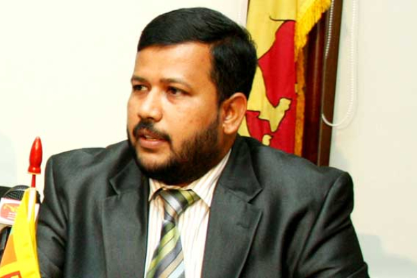 ரிஷாட் பதியுதீன் லஞ்ச ஒழிப்பு ஆணைக்குழுவில் முன்னிலை | Rishad Appears Before Bribery Commission