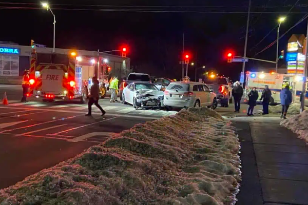 மிஸிசாகா முதியவர் வாகன விபத்தில் உயிரிழப்பு | 77 Year Old Man Struck And Killed On Hwy 401