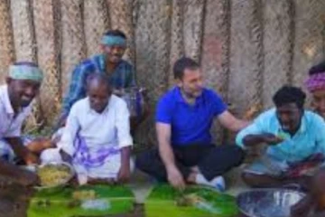 ஒலைப்பாயில் அமர்ந்து காளான் பிரியாணி சாப்பிட்ட ராகுல் காந்தி... அடுத்த வருடத்திற்கு ஆர்டர் கொடுக்கப்பட்ட டிஷ்