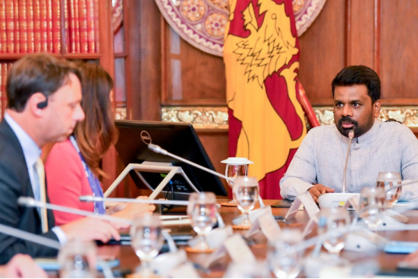 ஜனாதிபதியை சந்தித்த அமெரிக்க வர்த்தக பிரதிநிதி அலுவலக பிரதானிகள் | Heads Of The U S Trade Delegation Meet President