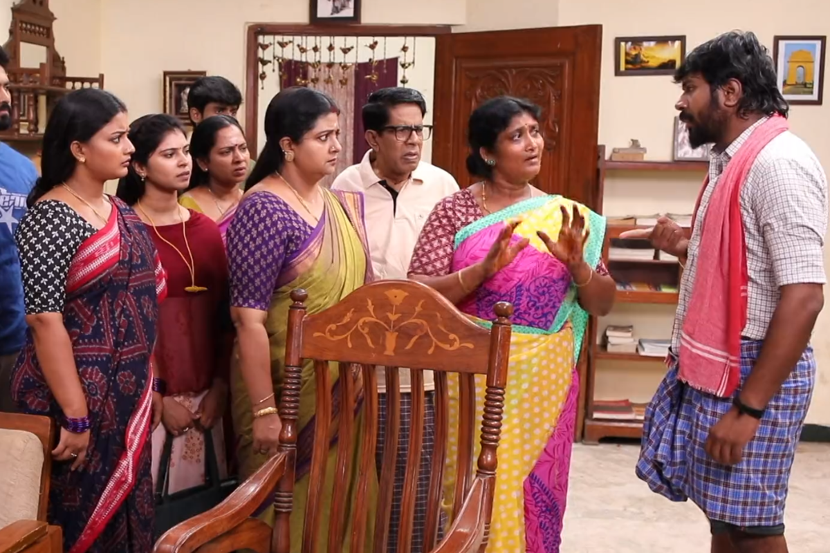 ஆரத்தி எடுத்த விஜயா... வீட்டிற்குள் மீண்டும் வந்த மீனா... சிறகடிக்க ஆசை சீரியல் புரோமோ | Meena Came Back To House In Siragadikka Aasai