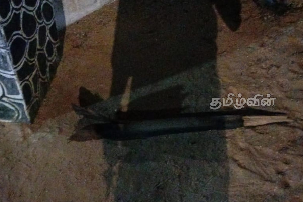 யாழில் நடு இரவில் வீட்டுக்குள் புகுந்த வன்முறைக் குழுவினரின் அட்டகாசம் | Damage Caused By The Jaffna Violent Group