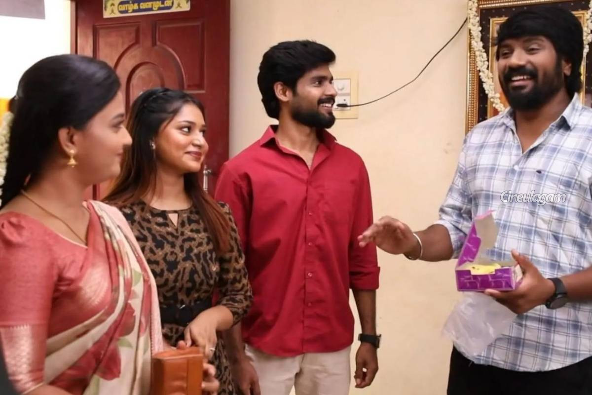 சந்தோஷ செய்தி சொன்ன மீனா, ஆத்திரத்தில் விஜயா செய்த மோசமான காரியம்... சிறகடிக்க ஆசை சீரியல் எபிசோட் | Siragadikka Aasai Serial April 02 Episode