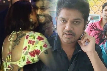 பிக்பாஸ் சக்தியா இது!! 52 வயது நடிகையுடன் எடுத்த புகைப்படம் வைரல்..