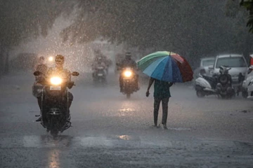 இலங்கையின் பல இடங்களிலும் இன்று பலத்த மழை!