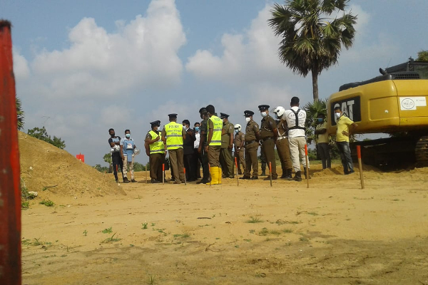 முகமாலையில் அடையாளப்படுத்தப்பட்ட மனித எச்சம்- சம்பவ இடத்திற்கு விரைந்த நீதவான்! - ஐபிசி தமிழ்