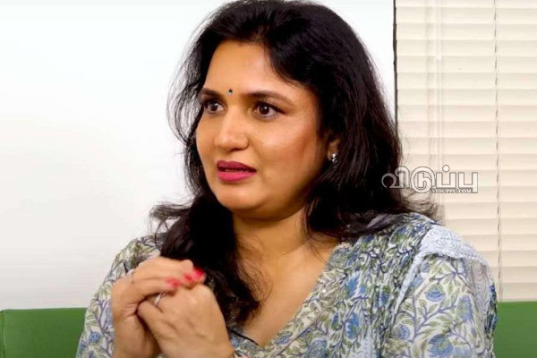 வாய்ப்பு கிடைத்தும் சூப்பர் ஸ்டாரை 30 ஆண்டுகளாக ஒதுக்கிய 53 வயது நடிகை!! தட்டித்தூக்கிய மீனா.. | Suganya Talks About Missing Act With Rajini Movies