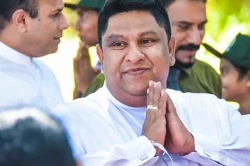 චාමර සම්පත් විදේශගත වෙන්න හදිසියේම ගොනුකළ මෝසමට ලැබුණු තීන්දුව