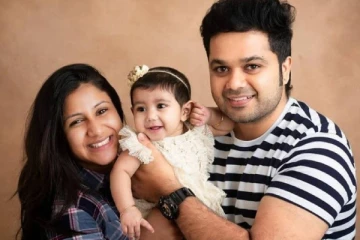 ஆல்யா மானசா - சஞ்சீவ் கார் Collection.. இவர்களிடம் இத்தனை கார்கள் உள்ளதா