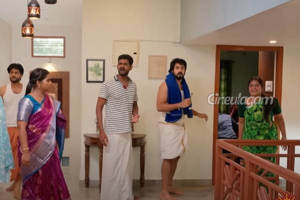 கொடூரமாக தாக்கிய குணசேகரன், ரத்தம் சொட்ட உயிருக்கு போராடும் ஈஸ்வரி.. எதிர்நீச்சல் தொடர்கிறது பரபரப்பு புரொமோ | Ethirneechal Thodargiradhu Serial Promo 04 Aug