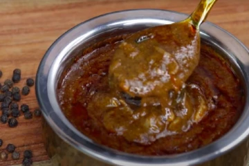 நோய் எதிர்ப்பு சக்தியை அதிகப்படுத்தும் மிளகு குழம்பு; ருசியாக செய்வது எப்படி?