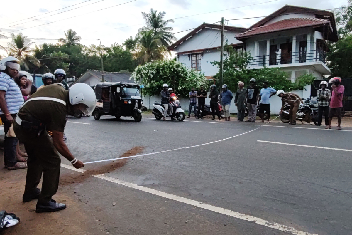 இன்று இடம்பெற்ற விபத்தில் ஒரே குடும்பத்தை சேர்ந்த மூவர் காயம் | 3 Members Of The Same Family Injured In Accident