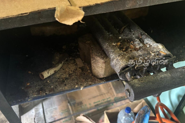 மன்னார் பொது வைத்தியசாலை மற்றும் சிற்றுண்டி சாலையின் அவல நிலை! | Health Team Takes Action At Mannar Hospital