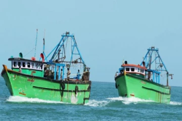 மீன் பிடிக்க சென்ற தமிழக மீனவர்கள் - அதிரடியாக கைது செய்த இலங்கை கடற்படை