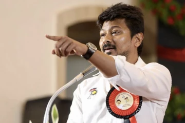 மோடி தான் டாடி என இருக்கும் அதிமுக!! பிரச்னையே நாற்காலிதான்!! உதயநிதி ஸ்டாலின்!!